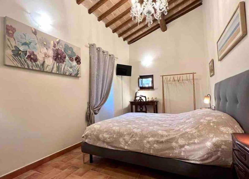 La Casina Di Nada Lägenhet Massa Martana Exteriör bild